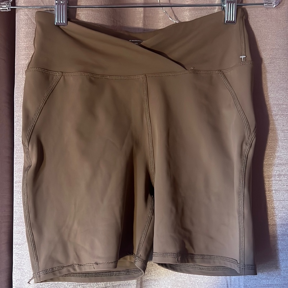 RSQ V Front Womens Brown Biker Shorts